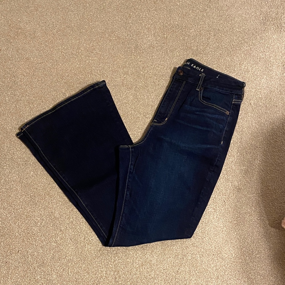 NWOT American Eagle Super Curvy High Rise Flare Dark Wash Jeans